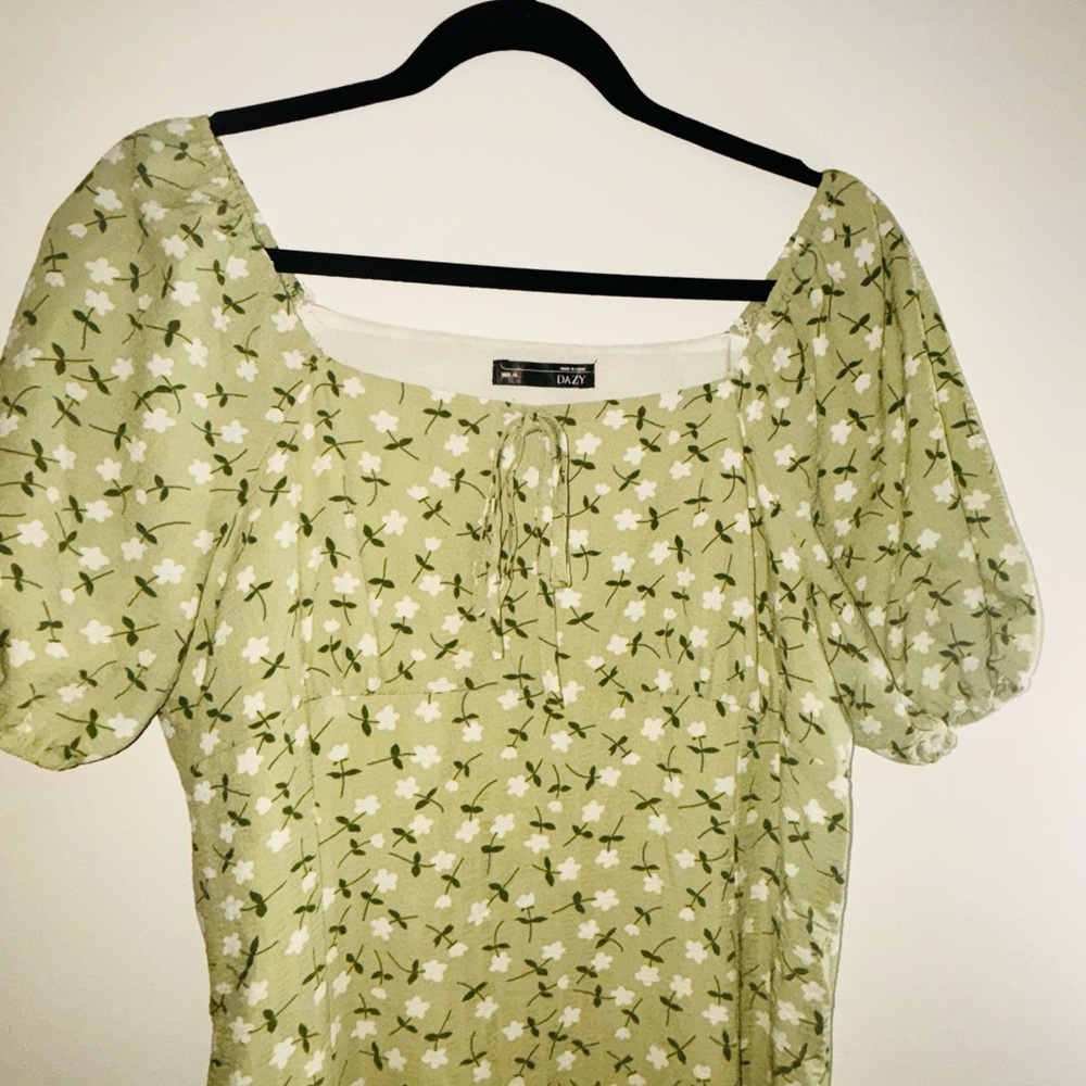 Green Floral Puff Sleeve Dress